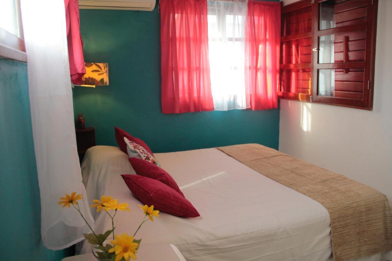La Casa Naranja Hotel Isla Mujeres Zewnętrze zdjęcie